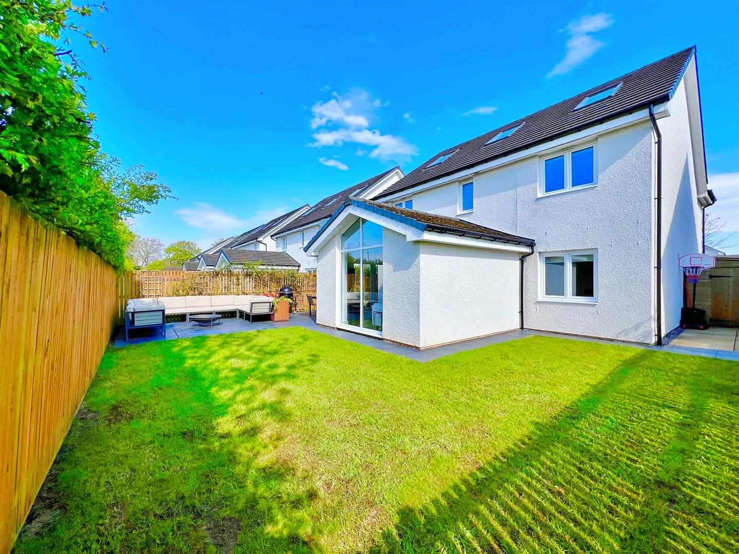 Mcguire Gate, Bothwell, Glasgow Residence Estate Agents